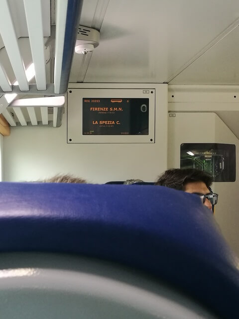 イタリア トレニタリア 電車 鉄道 乗り方