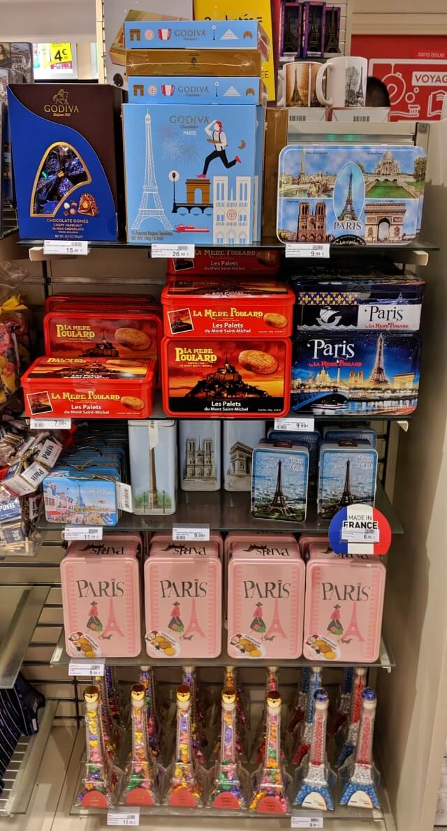パリ シャルル・ド・ゴール空港 お土産 ラ・メール・プラールのクッキー缶など