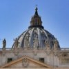 【2022年版】サン・ピエトロ大聖堂の「クーポラ」完全ガイド – 行列回避、上り方、入場料、見どころなど