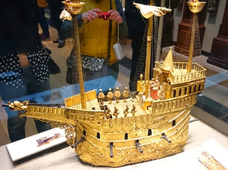 大英博物館 ガレオン船のからくり時計