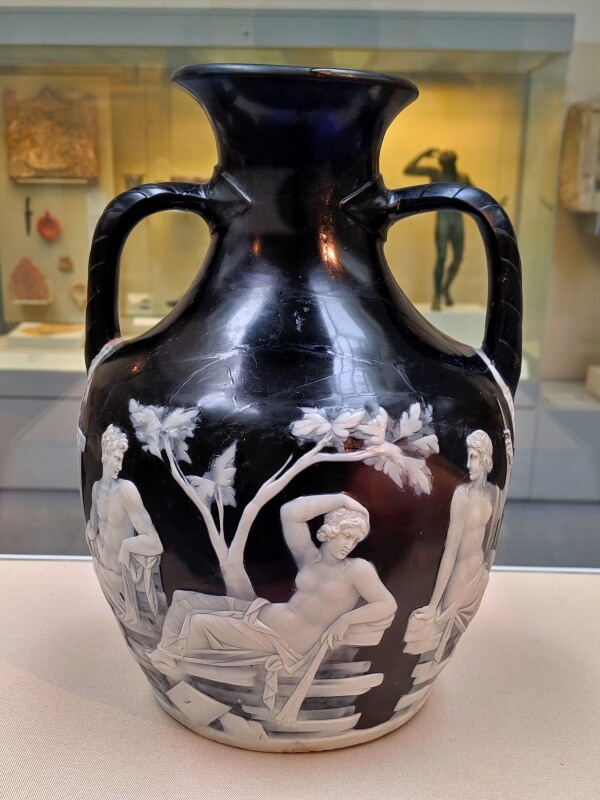 大英博物館 ポートランドの壺
