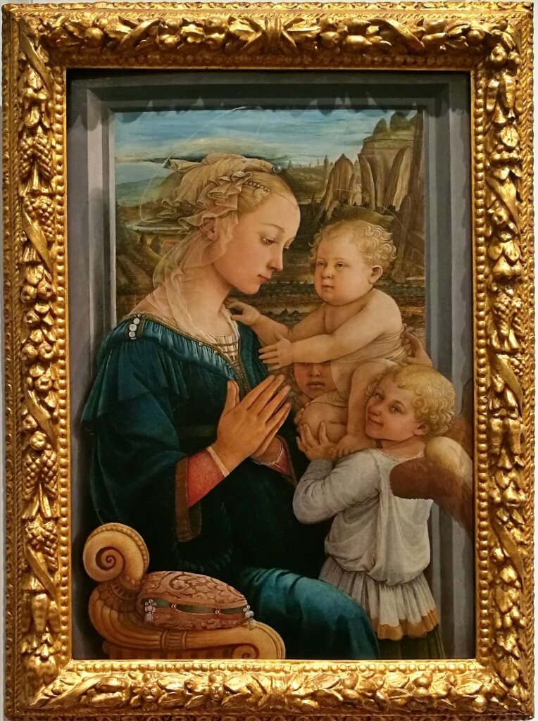 ウフィツィ美術館 聖母子と二天使