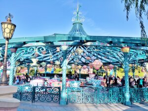 Mad Hatter's Tea Cups