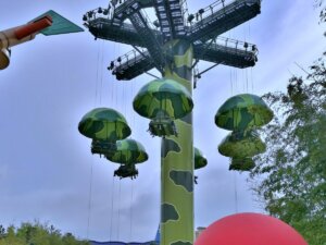 Toy Soldiers Parachute Drop