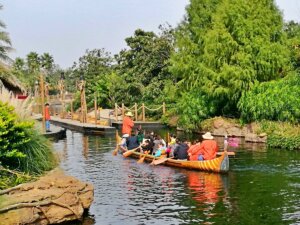 Explorer Canoes