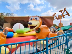 Slinky Dog Spin